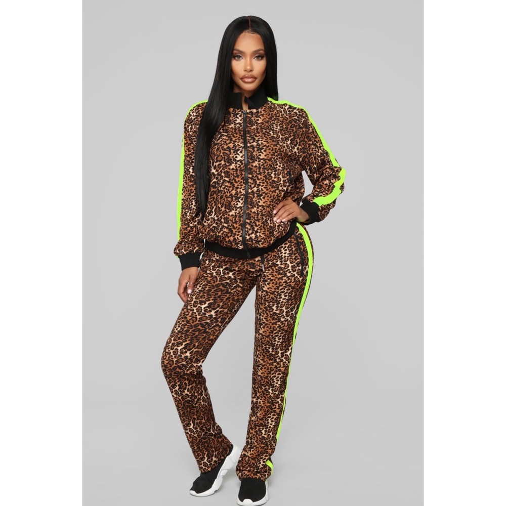 Leopard lounge set